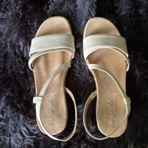 Lifestride velocity 2.0 sandals